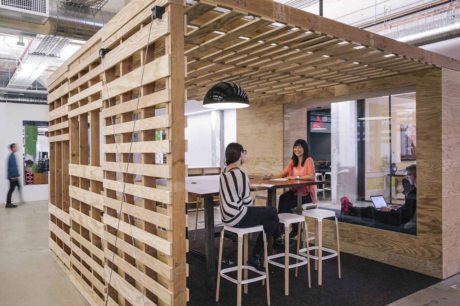 A Tour of Airbnb's New San Francisco Headquarters - Officelovin'