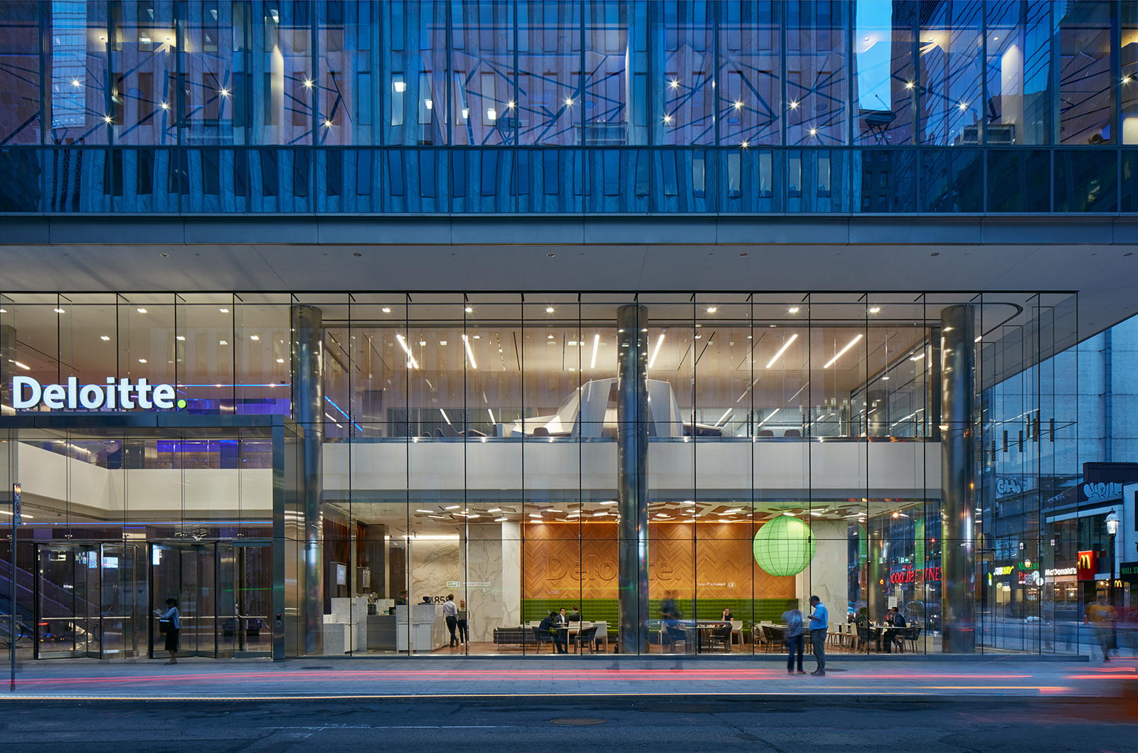 A Tour Of Deloitte s New Sleek Toronto Office Officelovin 