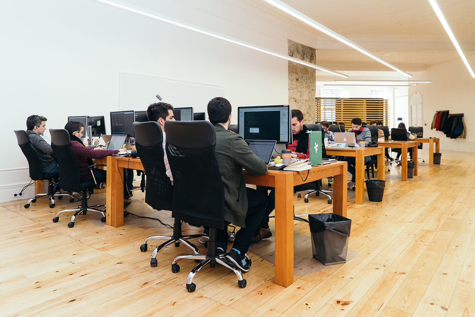 A Tour Of Pixelmatters Sleek New Porto Office Officelovin