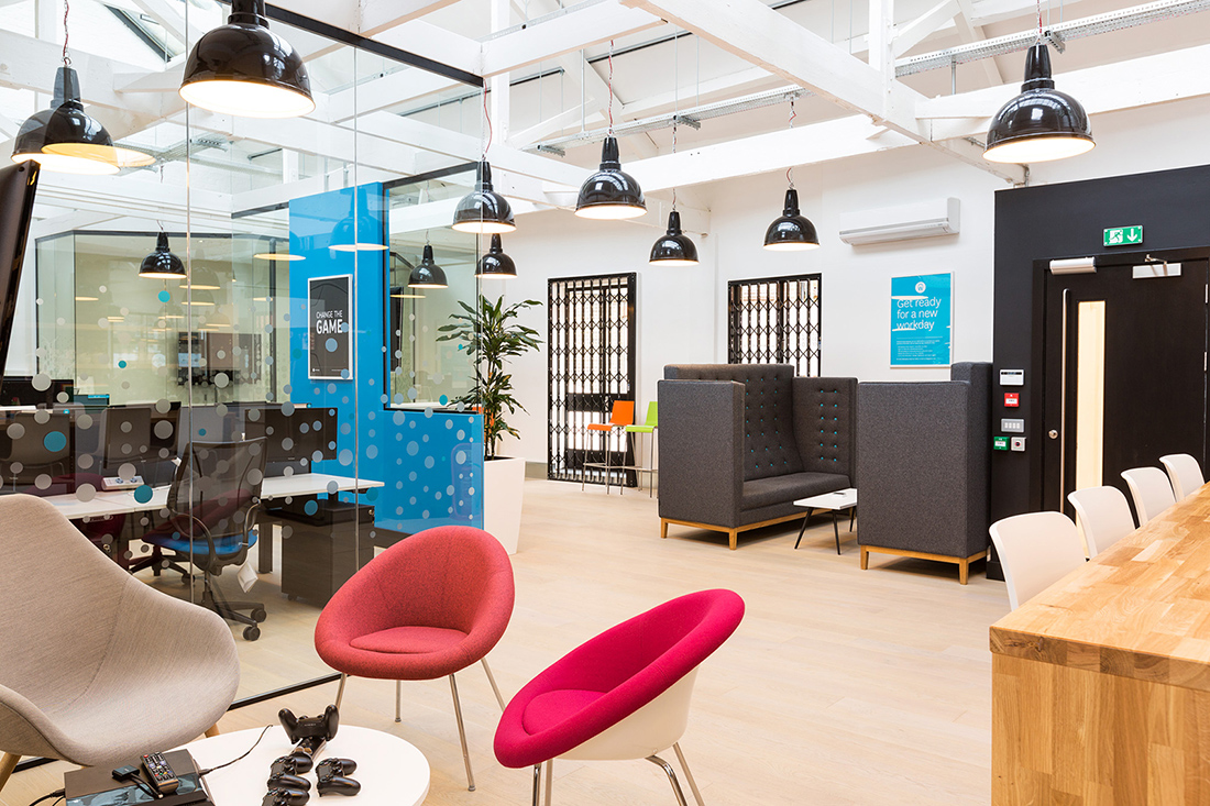 A Peek Inside Xero's London Office - Officelovin'