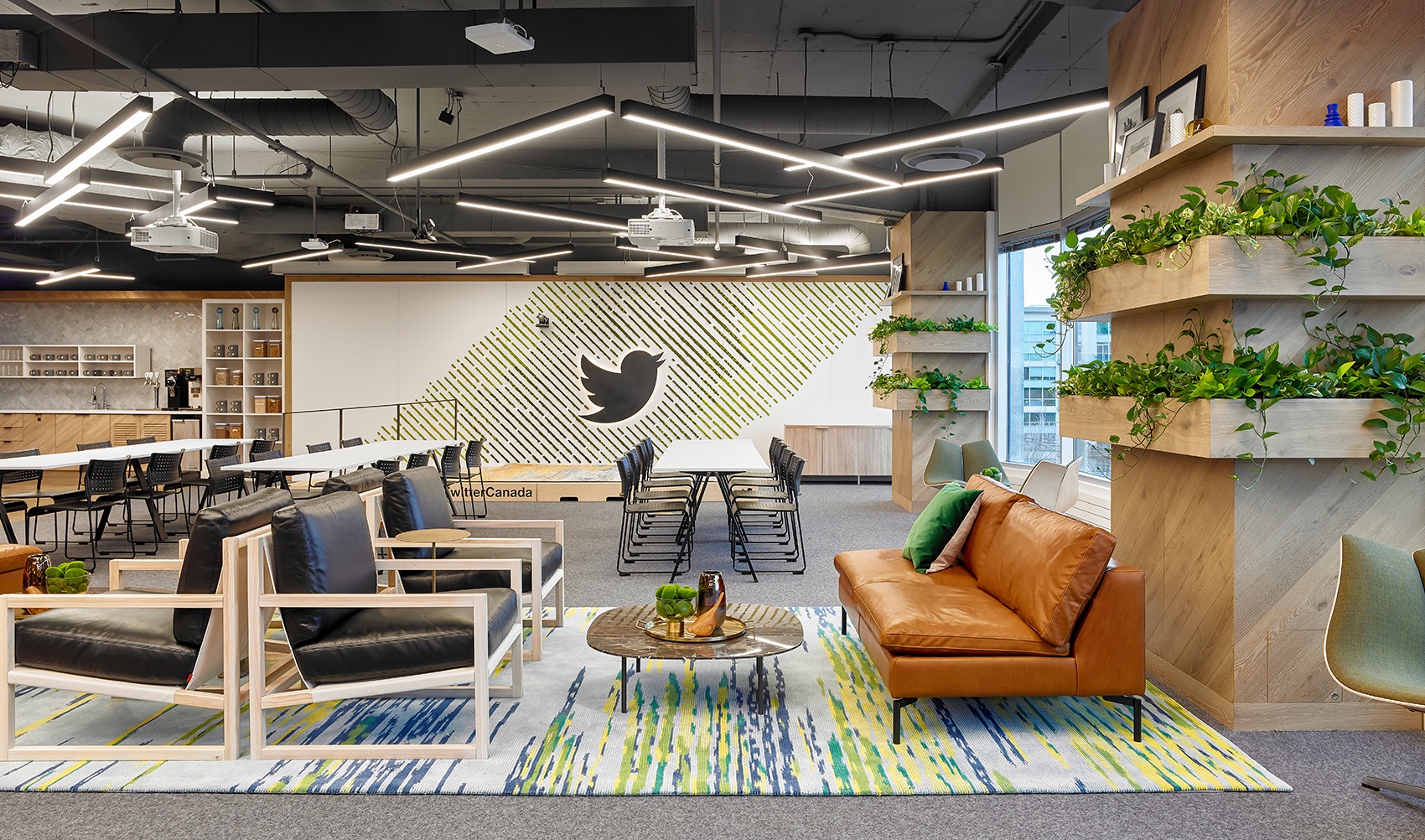 A Tour of Twitter's Biophilic Toronto Office - Officelovin'